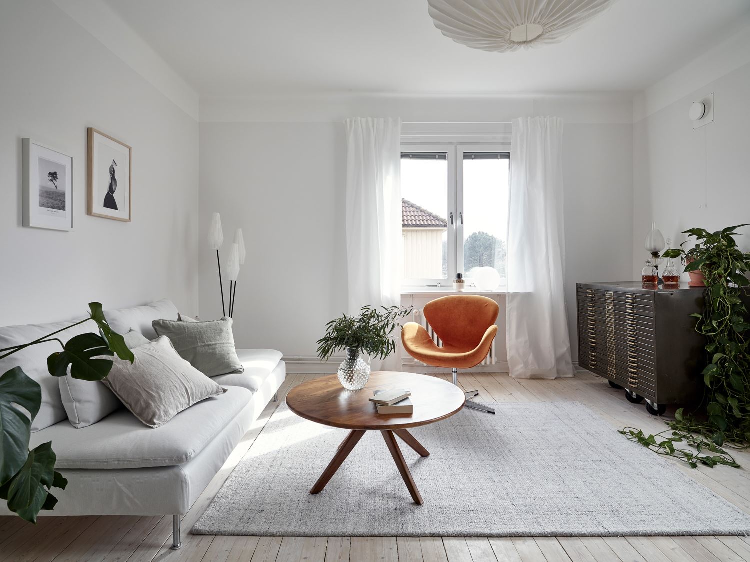 Fresh and minimal home with a vintage touch - COCO LAPINE DESIGNCOCO