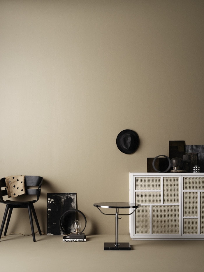 Styling in beige - via cocolapinedesign.com