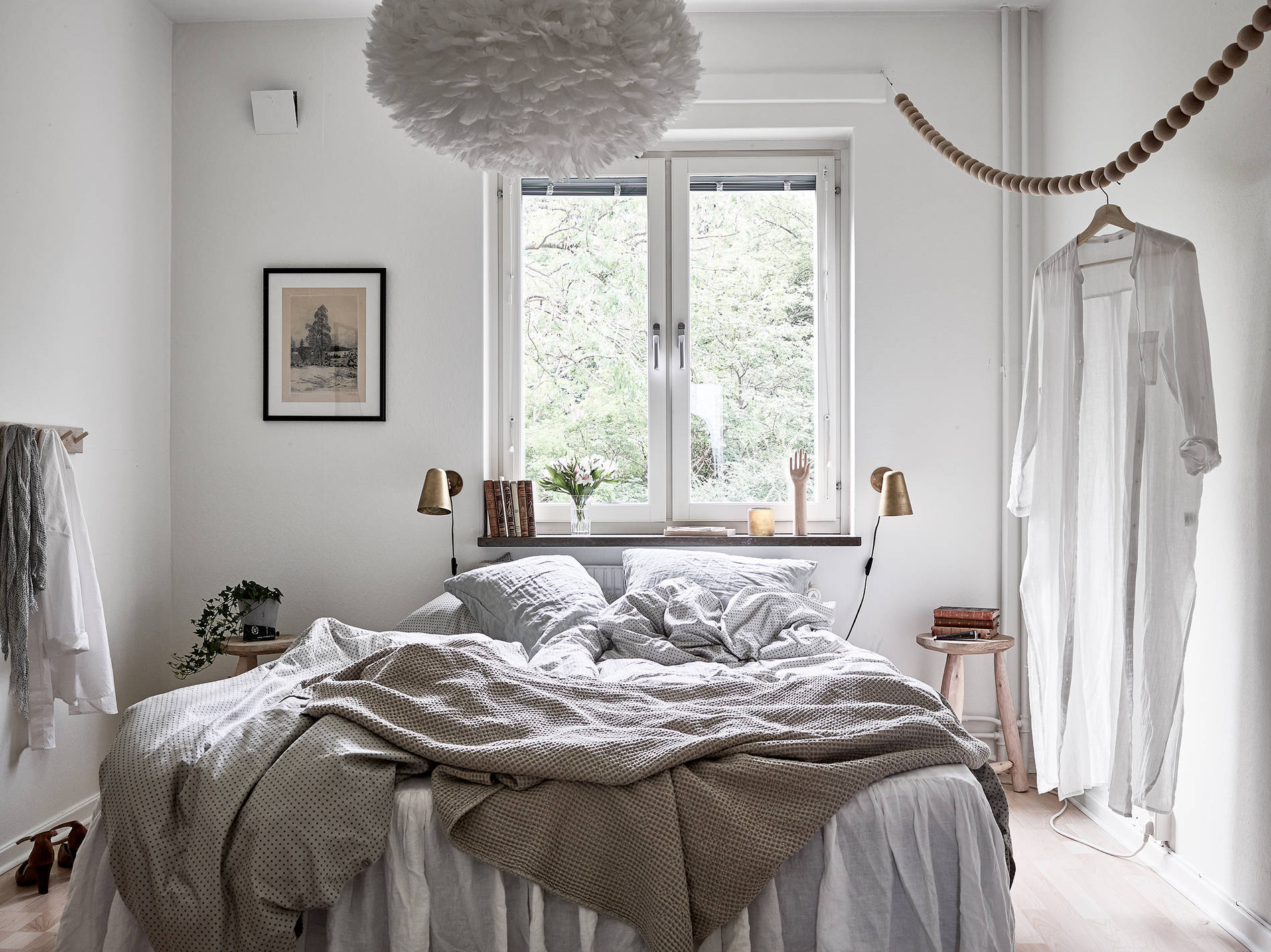 Dreamy bedroom - and how to get the look - via cocolapinedesign.com