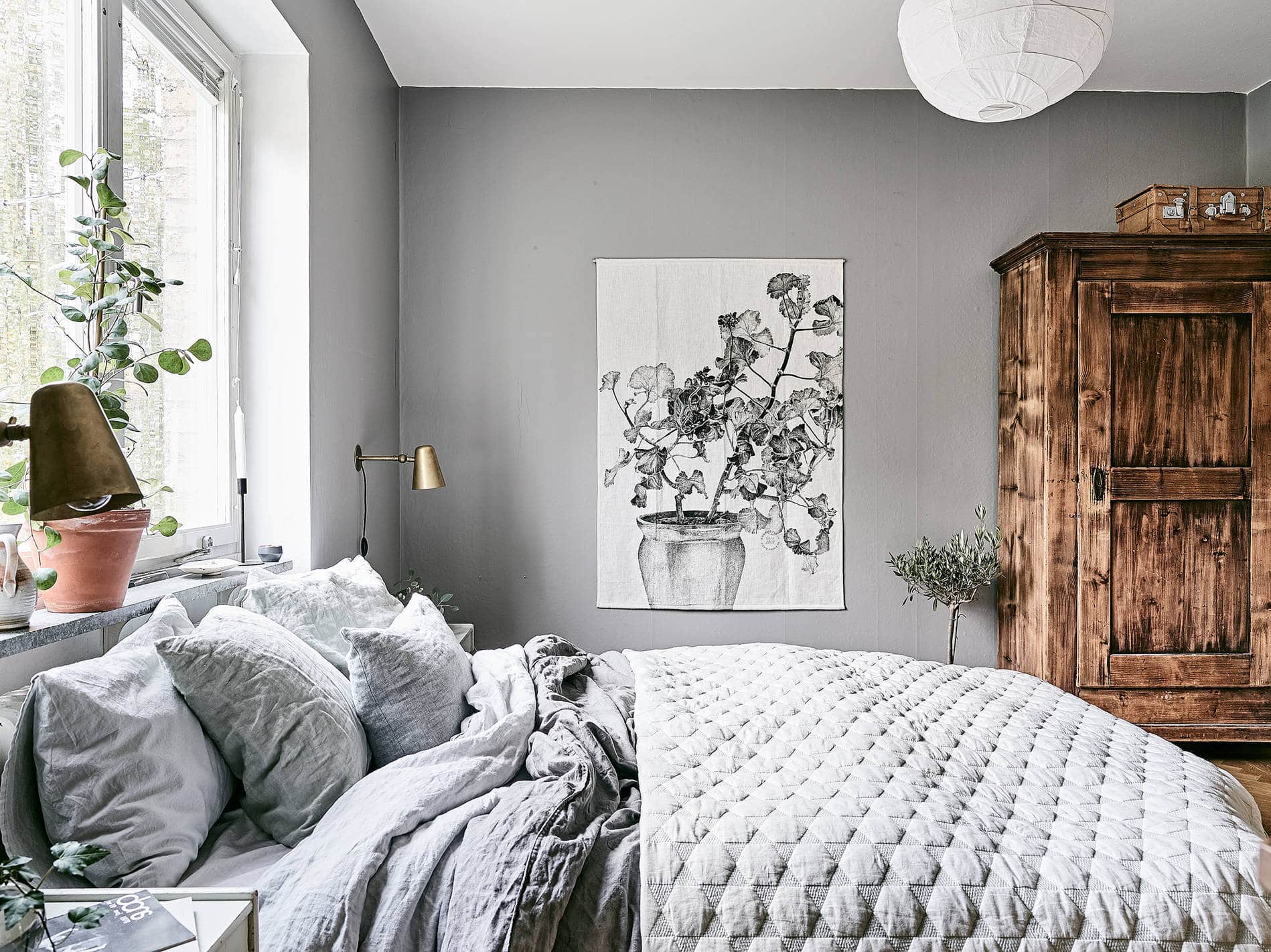 Bedroom Wall Interior Design: Create A Cozy And Inviting Space
