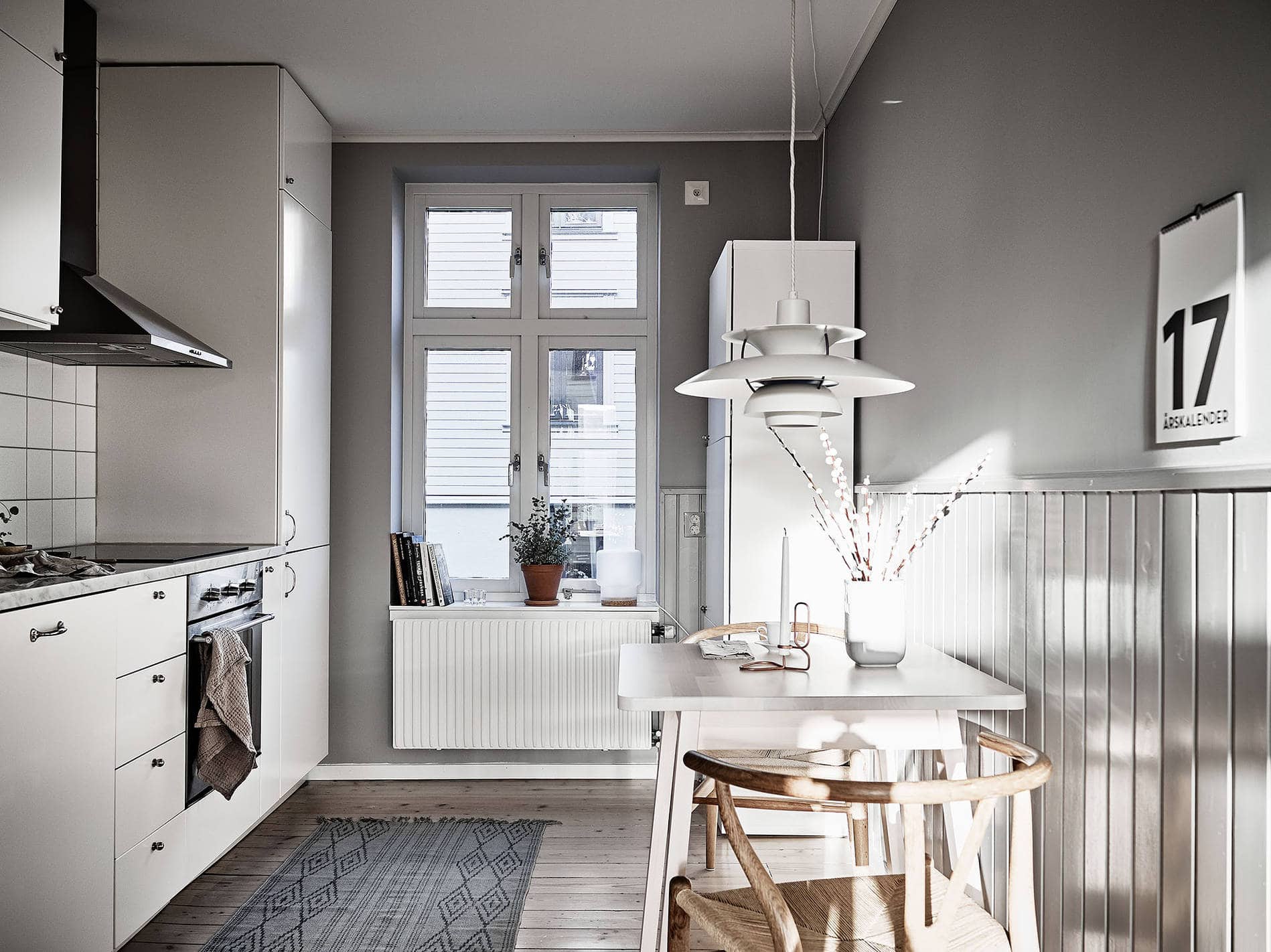 Home in grey and brown - via Coco Lapine Design
