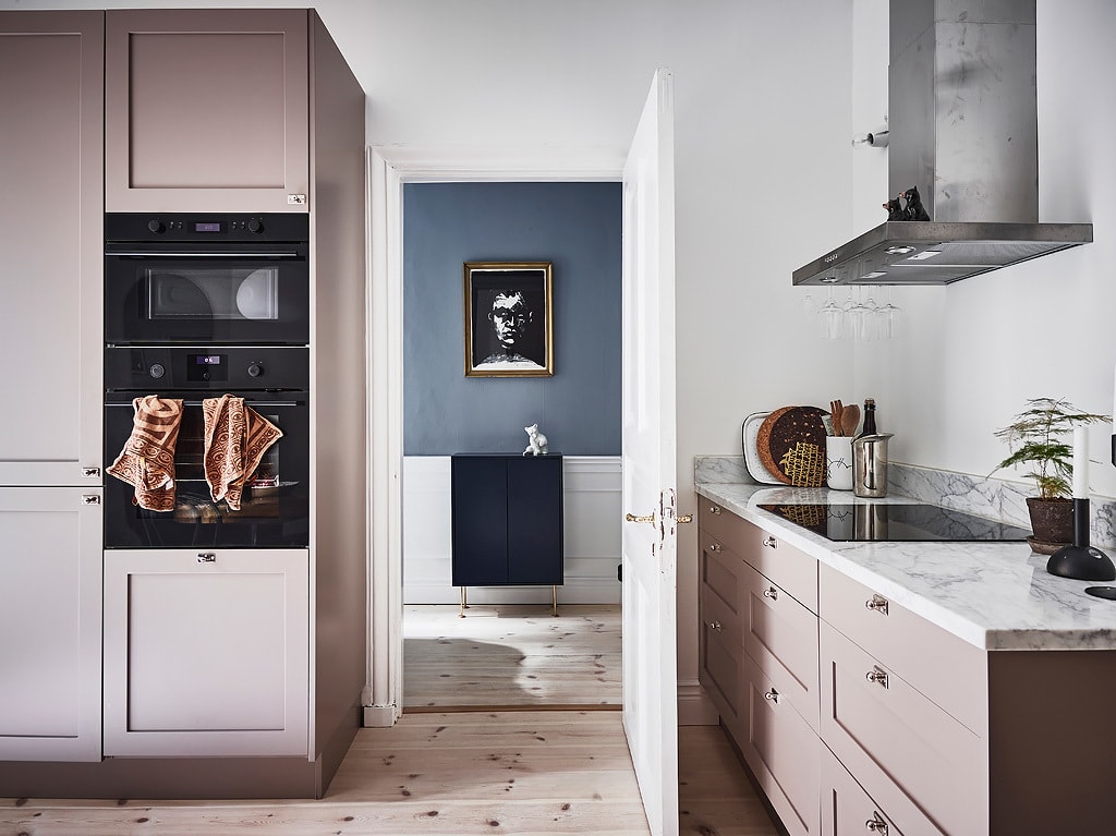 Stainless steel kitchen cabinets: 8 modern examples - COCO LAPINE