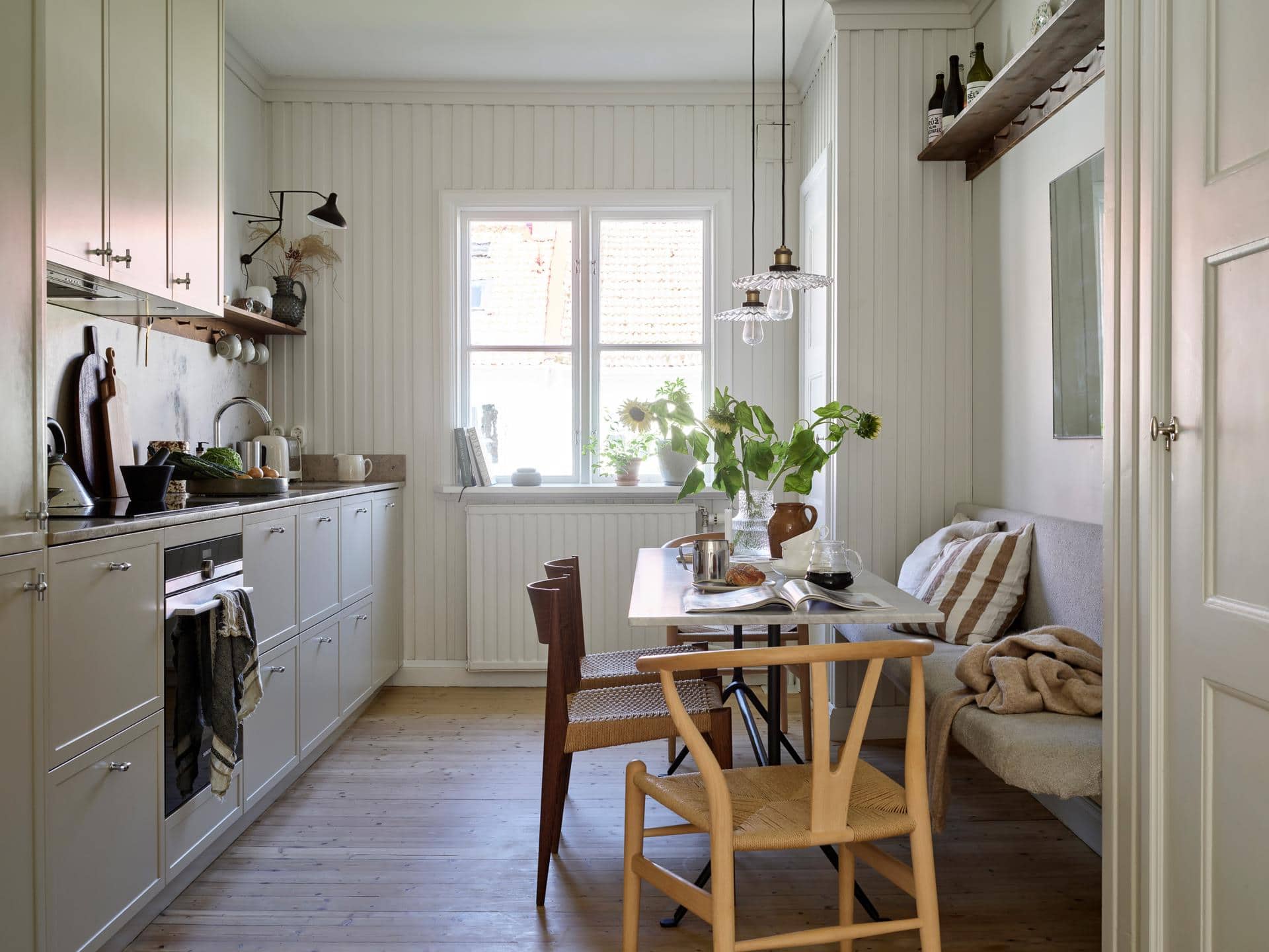 18 inspiring kitchens with beige kitchen cabinets - COCO LAPINE DESIGNCOCO  LAPINE DESIGN