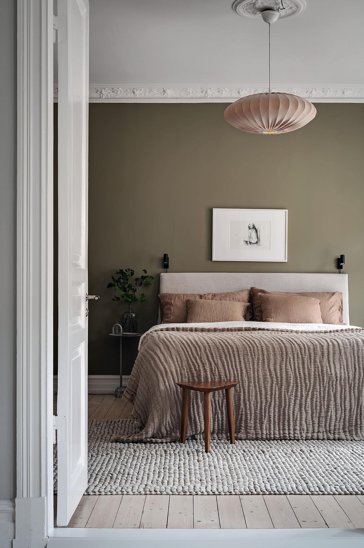 Light grey living room walls and an olive green bedroom - COCO LAPINE  DESIGNCOCO LAPINE DESIGN