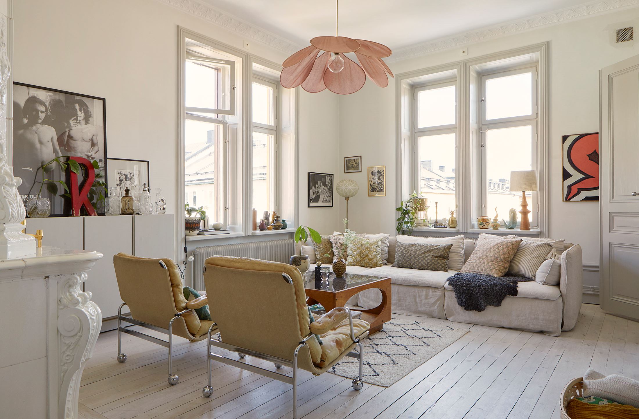 Bright eclectic apartment with beautiful details - COCO LAPINE ...