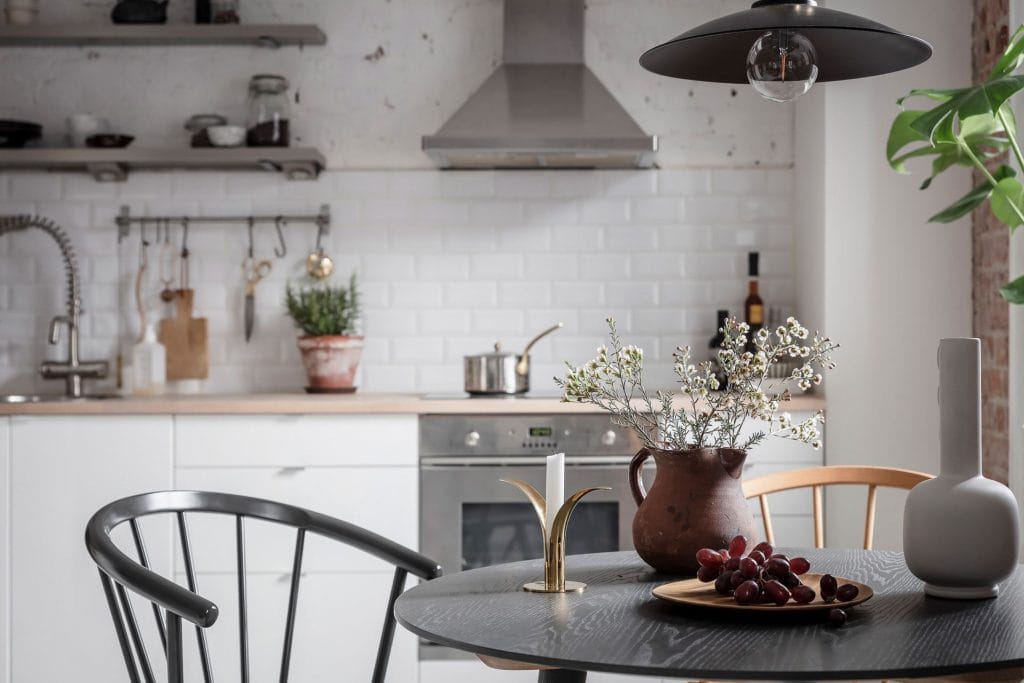 Small and cozy home with an exposed brick wall - COCO LAPINE DESIGNCOCO ...