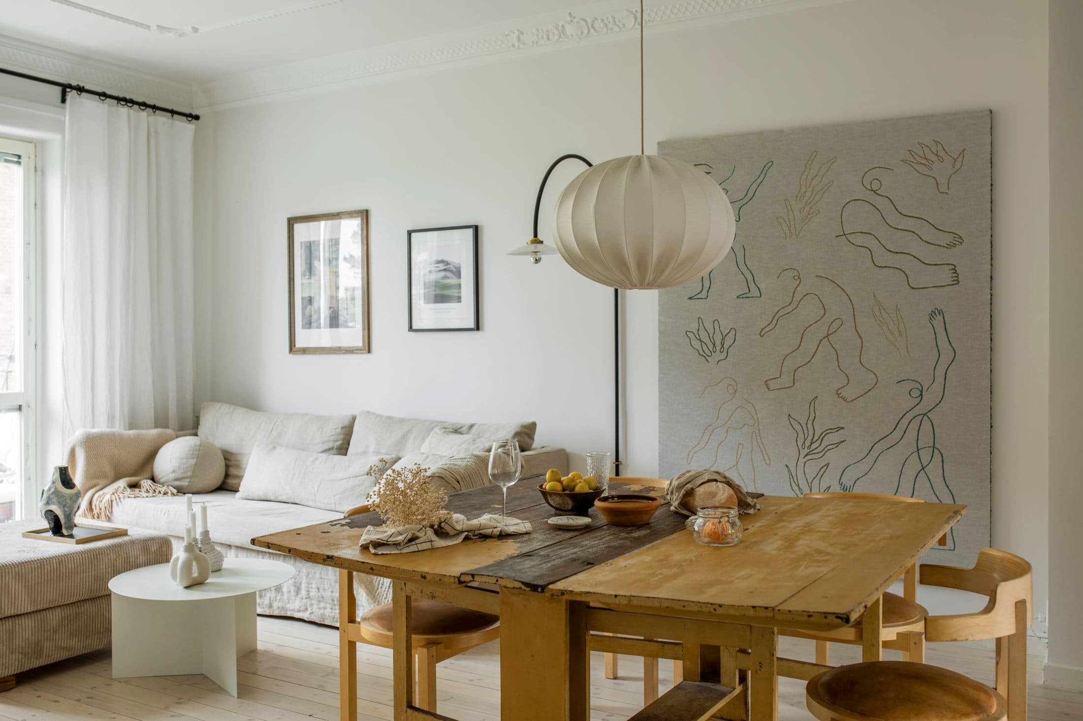 An eclectic Scandinavian interior - COCO LAPINE DESIGNCOCO LAPINE DESIGN