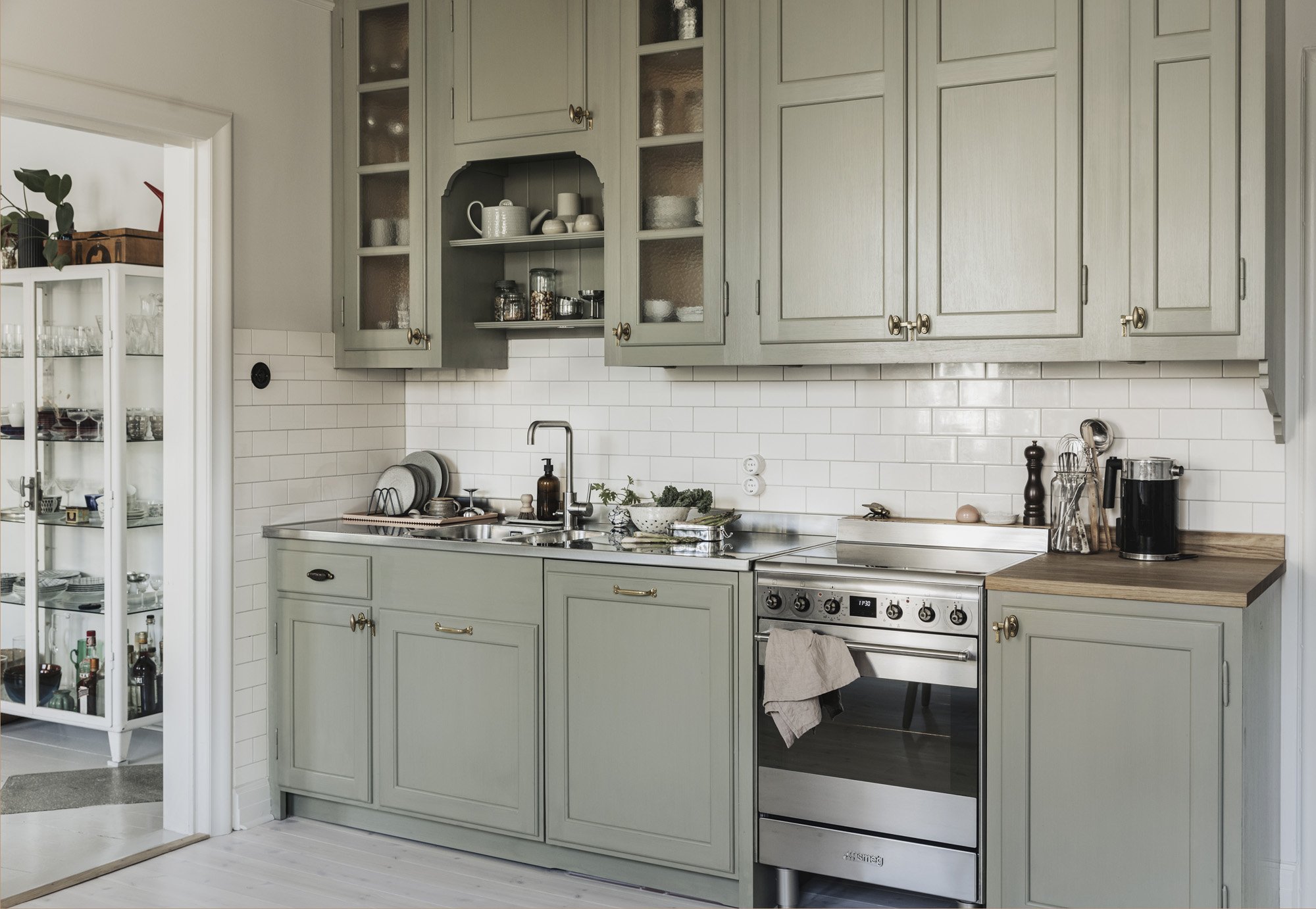 14 Kitchens with a stainless steel countertop - COCO LAPINE