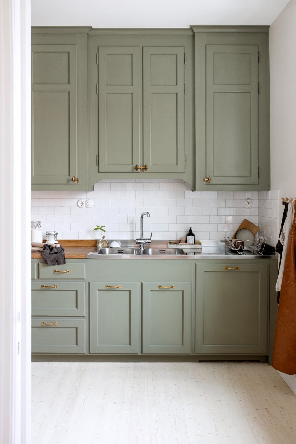 14 Kitchens with a stainless steel countertop - COCO LAPINE