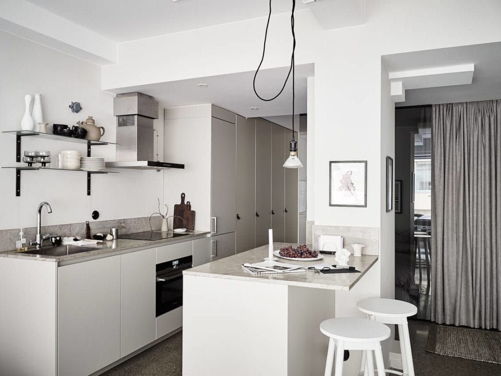 Beautiful beige kitchen - COCO LAPINE DESIGNCOCO LAPINE DESIGN