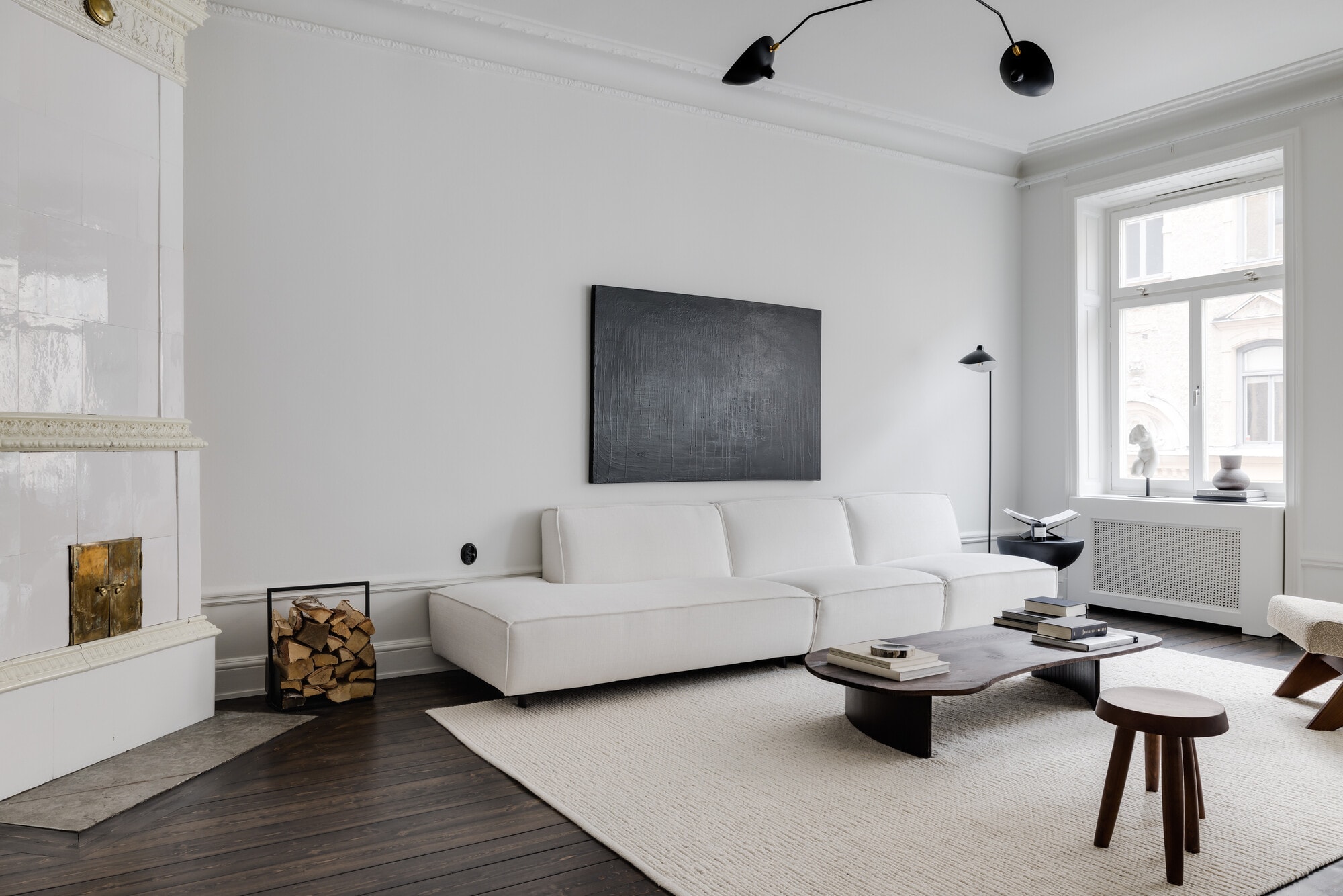 Minimal Black And White Interior Design